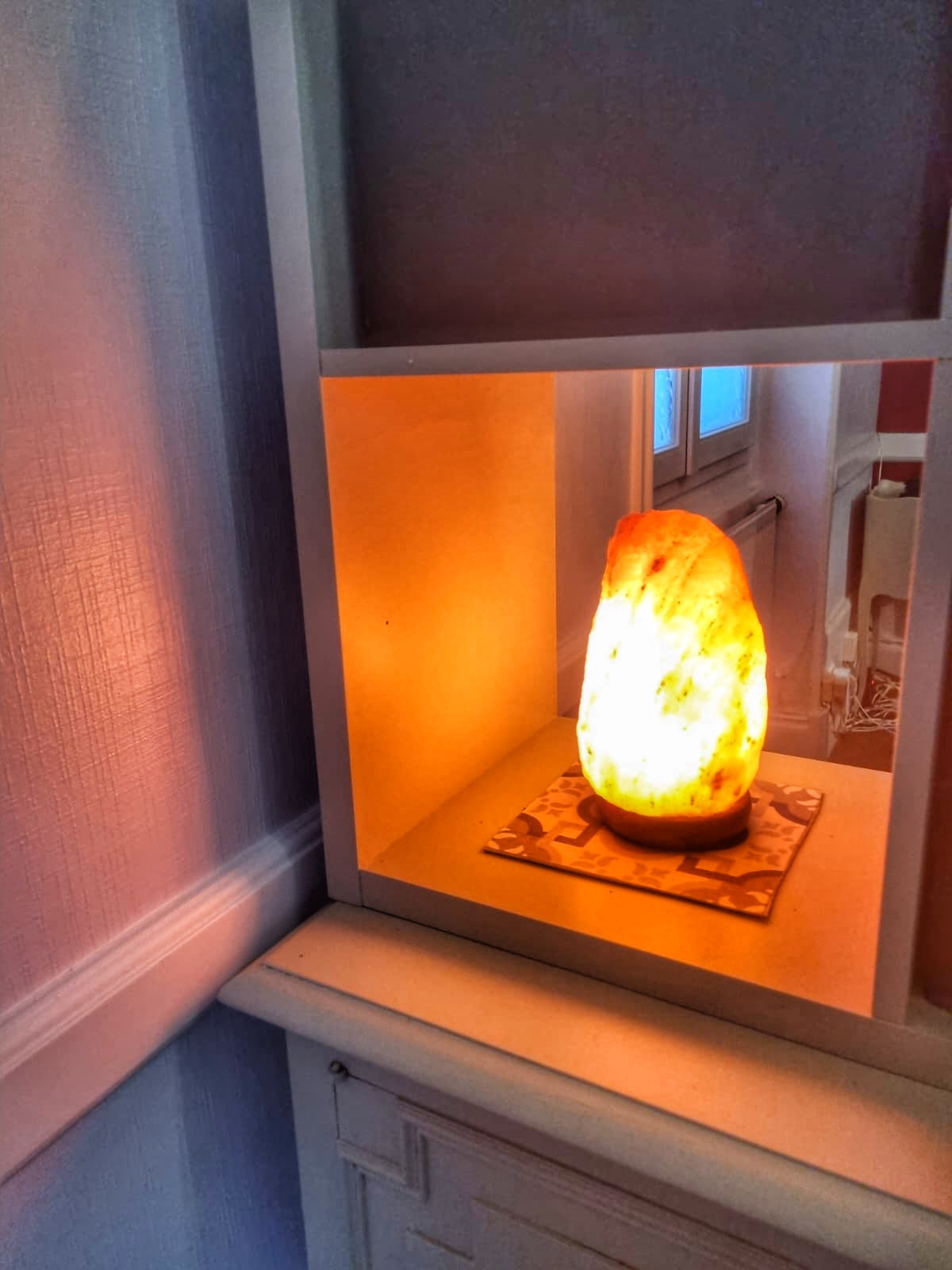 Un détail d'ambiance chaleureuse dans le cabinet